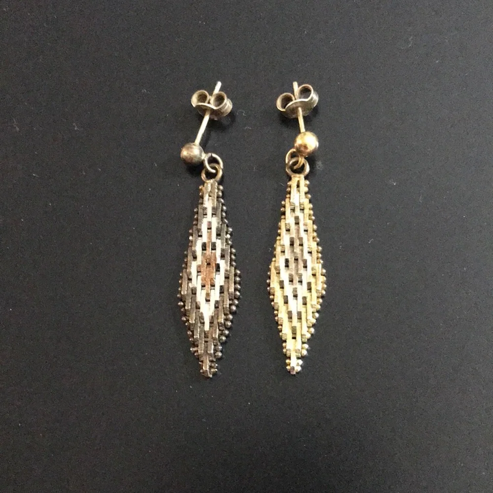 Woven Patterned Gold Tone Earrings - Picture 1 of 7